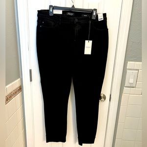 Judy Blue black slim fit